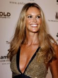 Elle Macpherson